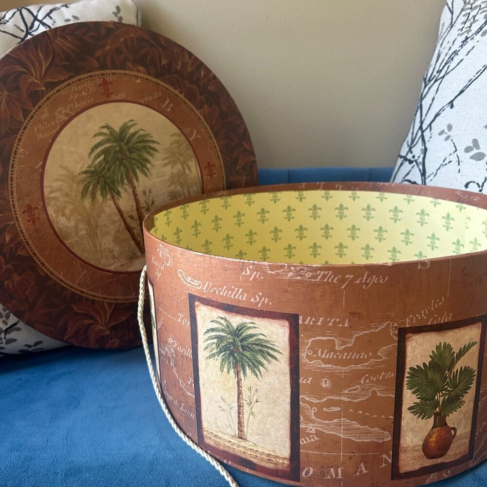 Pamela Gladding - Tan and Brown Vintage Hat Box with Handle